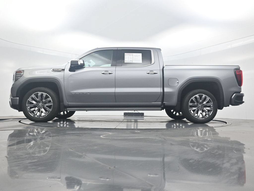Used 2024 GMC Sierra 1500 Denali AWD/4WD image 36