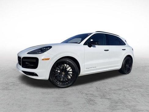 Used 2021 Porsche Cayenne Turbo image 1