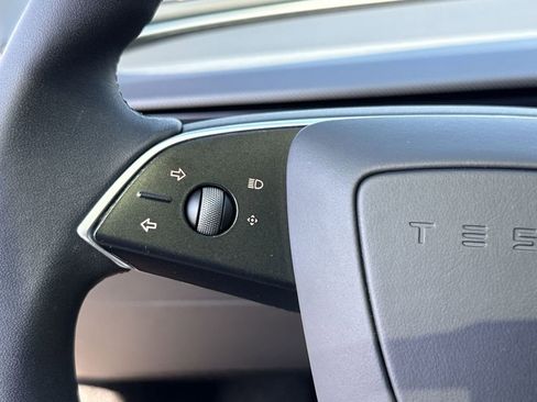 Used 2024 Tesla Model 3 Performance image 25