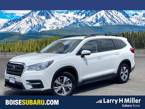 Certified 2022 Subaru Ascent Premium w/ Convenience Package AWD/4WD image 1