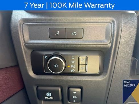 Used 2023 Ford Expedition Limited AWD/4WD image 35