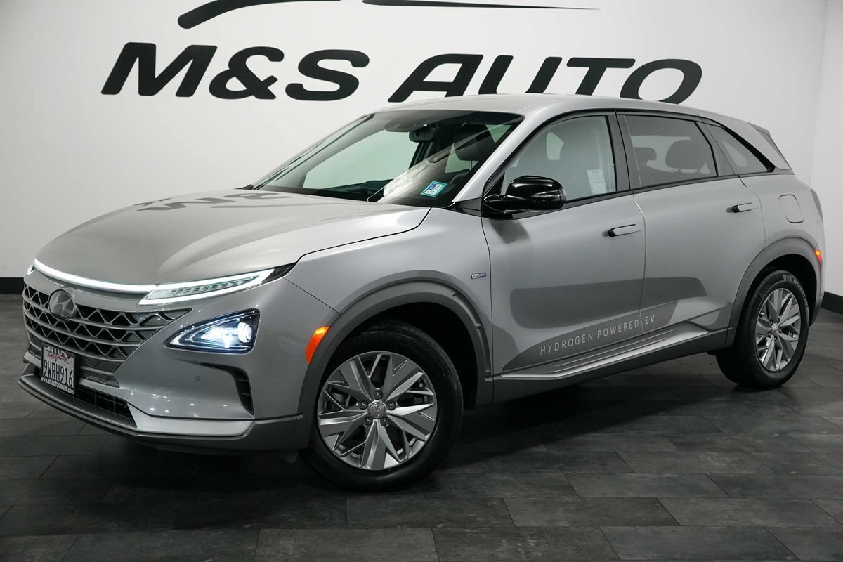Used 2023 Hyundai Nexo Blue FWD image 2