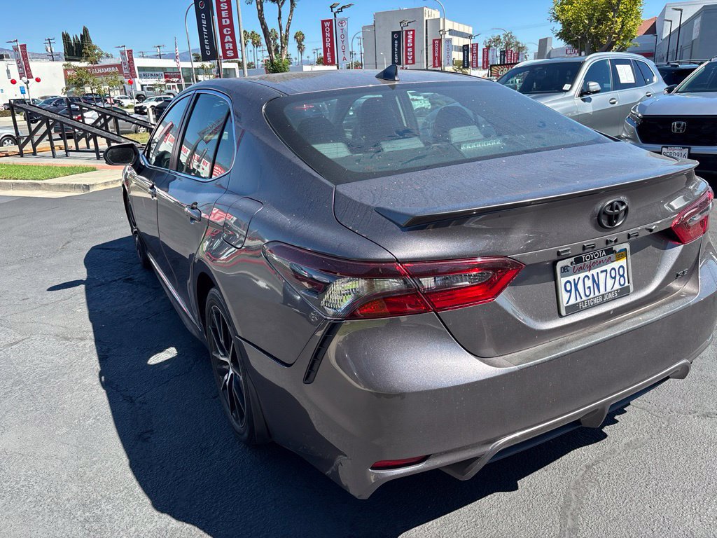 Used 2024 Toyota Camry SE FWD image 7