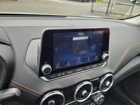 Used 2023 Nissan Sentra SR w/ SR Premium Package image 18