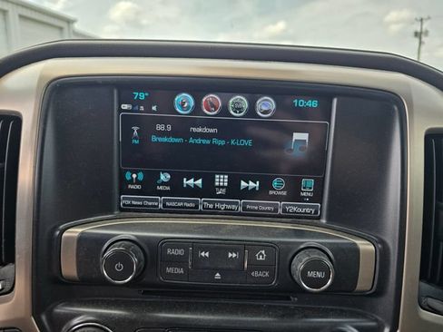Used 2019 GMC Sierra 2500 Denali w/ Duramax Plus Package AWD/4WD image 18