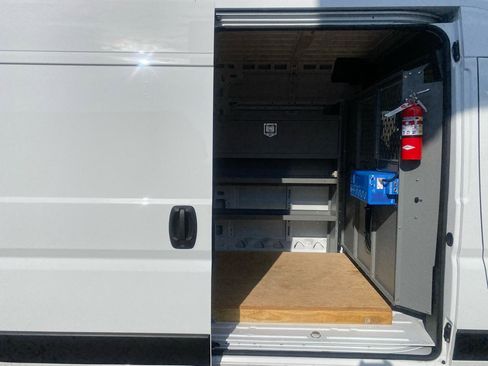 Used 2024 RAM ProMaster 1500 w/ Convenience Group FWD image 5