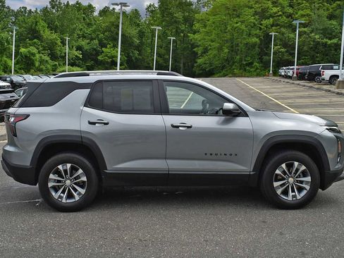 Used 2025 Chevrolet Equinox LT w/ Convenience Package II AWD/4WD image 6
