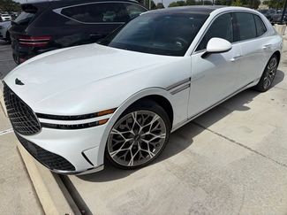 Used 2024 Genesis G90 3.5T AWD/4WD video 1