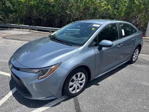 Used 2024 Toyota Corolla LE FWD image 1