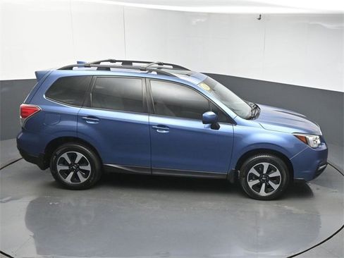 Used 2018 Subaru Forester 2.5i Premium w/ All-Weather Package image 49