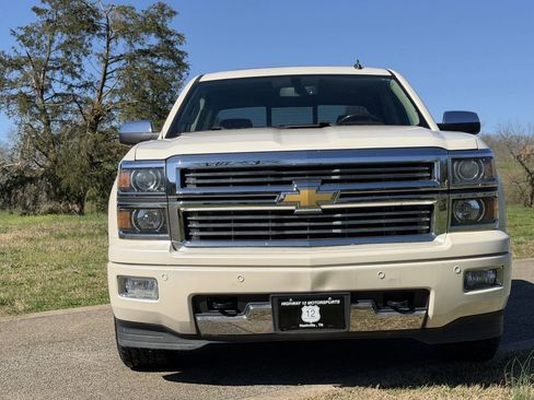 Used 2014 Chevrolet Silverado 1500 High Country image 2