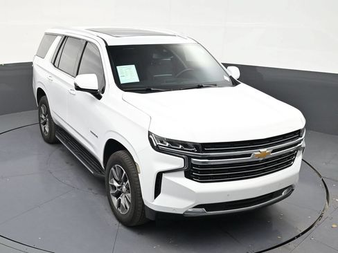 Used 2024 Chevrolet Tahoe LT w/ LT Signature Package RWD image 18
