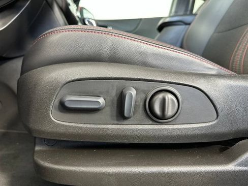 Used 2022 Chevrolet Equinox RS AWD/4WD image 11