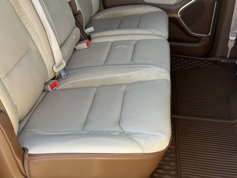 Used 2020 RAM 1500 Laramie AWD/4WD image 17