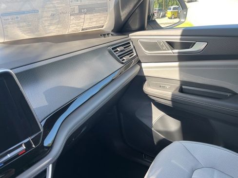 New 2025 Volkswagen Atlas Cross Sport SEL R-Line image 23