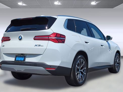 Used 2025 BMW X3 xDrive30i w/ Premium Package image 3