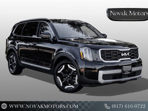 Used 2023 Kia Telluride S w/ S Sunroof Package image 1