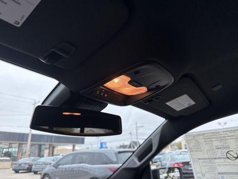 New 2026 GMC Canyon Elevation w/ Convenience Package image 13