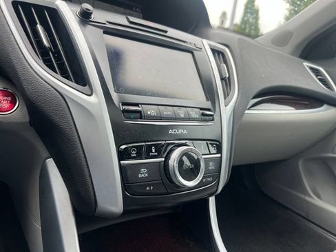 Used 2015 Acura TLX V6 w/ Technology Package FWD image 18
