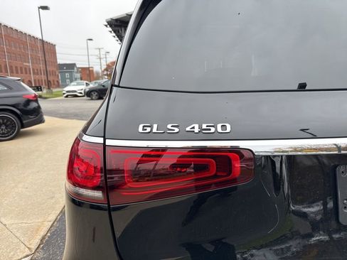 Certified 2021 Mercedes-Benz GLS 450 4MATIC image 7