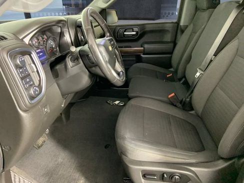 Used 2021 Chevrolet Silverado 1500 LT w/ Z71 Off-Road Package AWD/4WD image 22