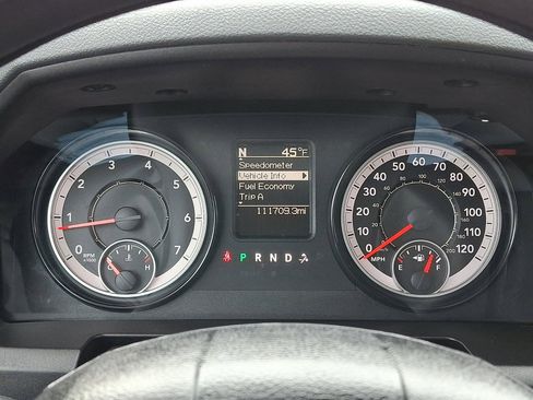 Used 2018 RAM 1500 Express image 25