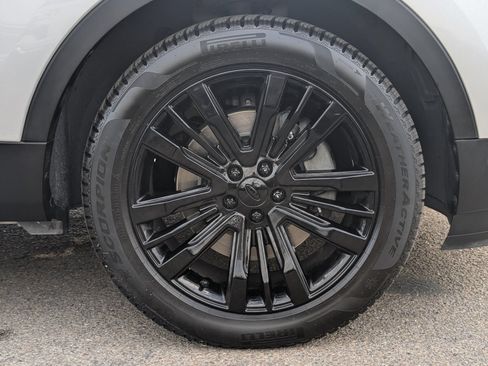 Used 2018 Ford Explorer Platinum AWD/4WD image 6