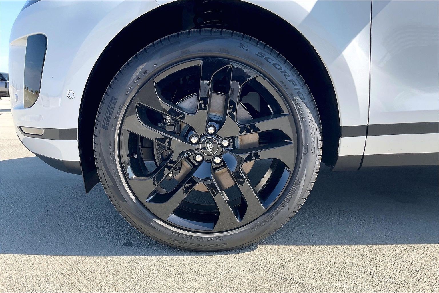 New 2026 Land Rover Range Rover Evoque S AWD/4WD image 20