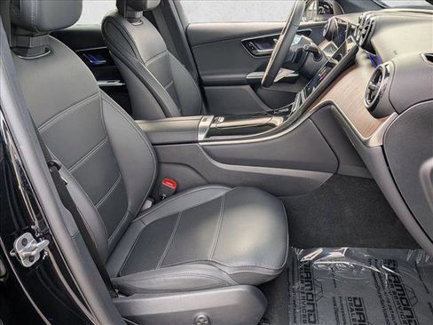 Certified 2025 Mercedes-Benz GLC 300 4MATIC image 23