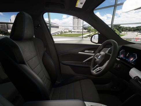 Used 2026 BMW X1 xDrive28i w/ Technology Package image 34