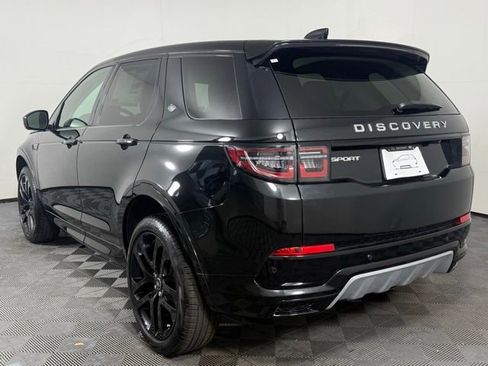 New 2025 Land Rover Discovery Sport S image 4