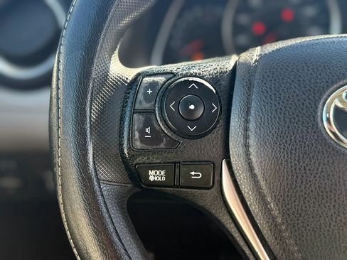 Used 2015 Toyota RAV4 XLE image 26