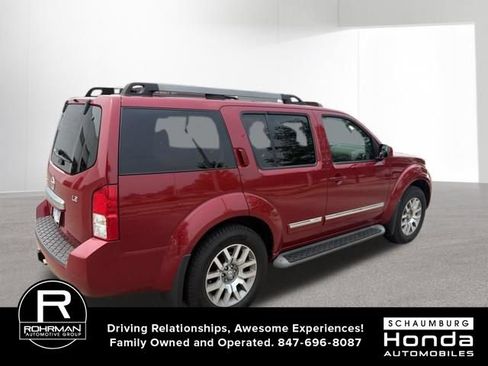Used 2010 Nissan Pathfinder LE w/ Navigation Pkg AWD/4WD image 5