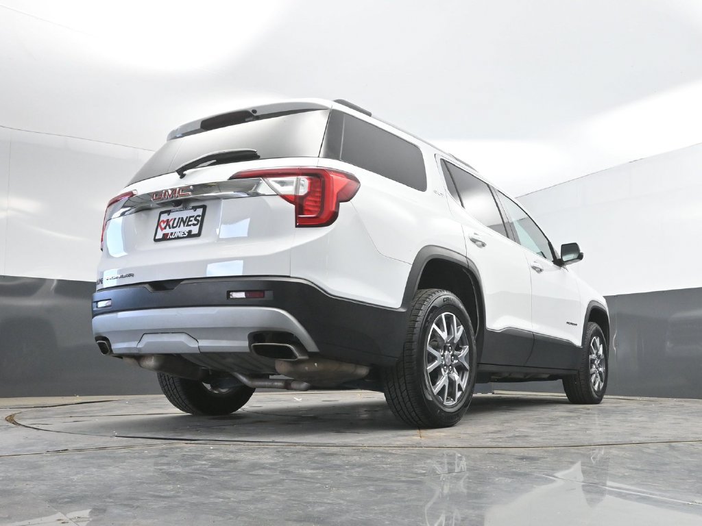 Used 2023 GMC Acadia SLT FWD image 37