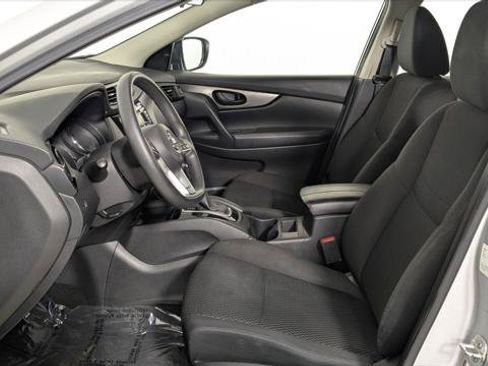 Used 2020 Nissan Rogue Sport S FWD image 13