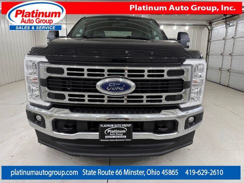 Used 2024 Ford F250 XLT w/ FX4 Off-Road Package AWD/4WD image 8