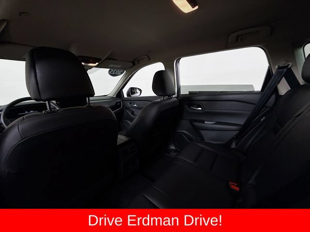 Used 2025 Nissan Rogue SL FWD image 10