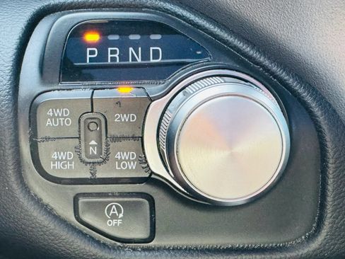 Used 2021 RAM 1500 Laramie AWD/4WD image 32