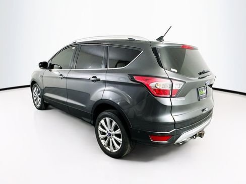Used 2018 Ford Escape Titanium image 5