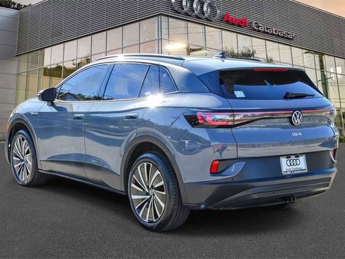 Used 2024 Volkswagen ID.4 Pro image 2