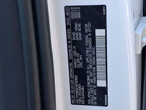 Certified 2024 Volvo XC90 T8 Plus w/ Protection Package Premier AWD/4WD image 27