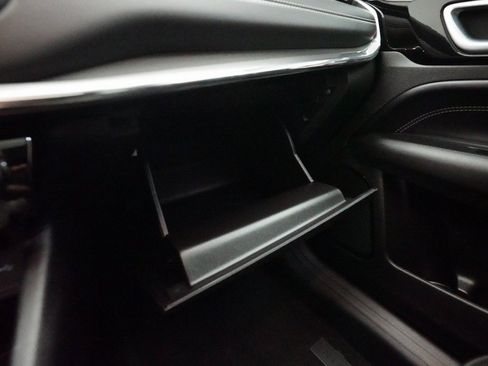 Used 2024 Jeep Compass Limited w/ High Altitude Package image 29