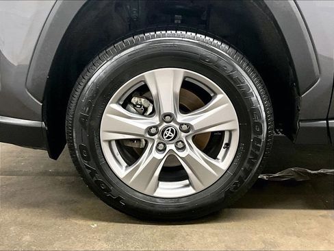 Certified 2025 Toyota RAV4 LE AWD/4WD image 7