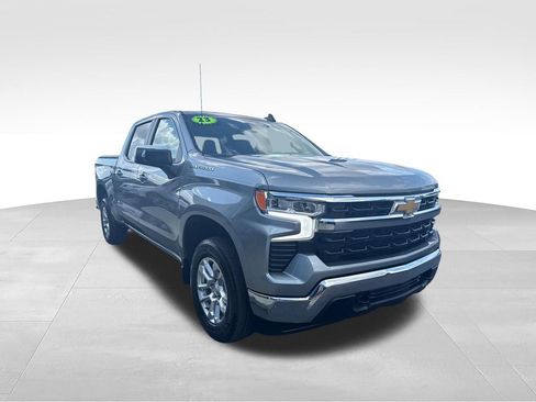 Used 2023 Chevrolet Silverado 1500 LT AWD/4WD image 8