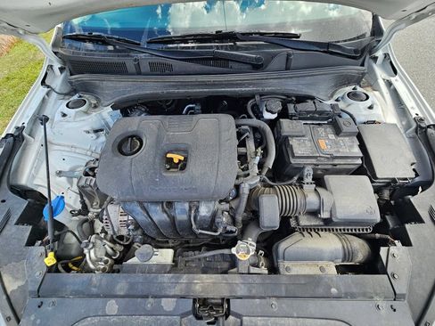 Used 2024 Kia Forte LXS FWD image 12