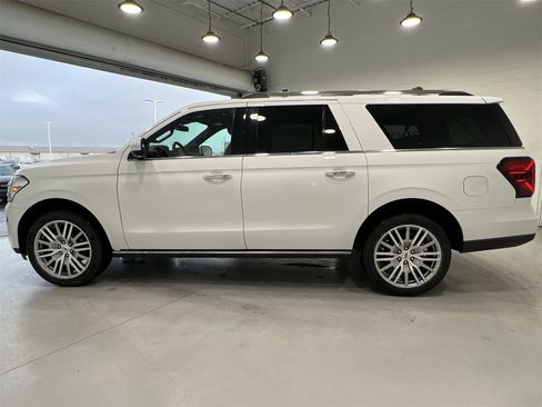 Used 2024 Ford Expedition Max Limited image 5