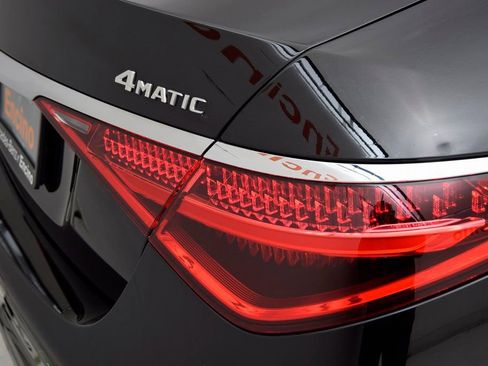 Used 2025 Mercedes-Benz S 580 4MATIC Sedan image 14