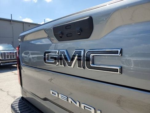 New 2026 GMC Sierra 3500 Denali Ultimate AWD/4WD image 7
