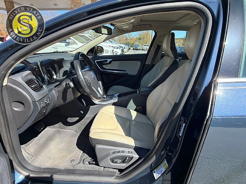 Used 2012 Volvo S60 T5 FWD image 11