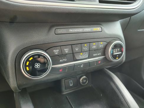 Used 2020 Ford Escape SEL AWD/4WD image 18